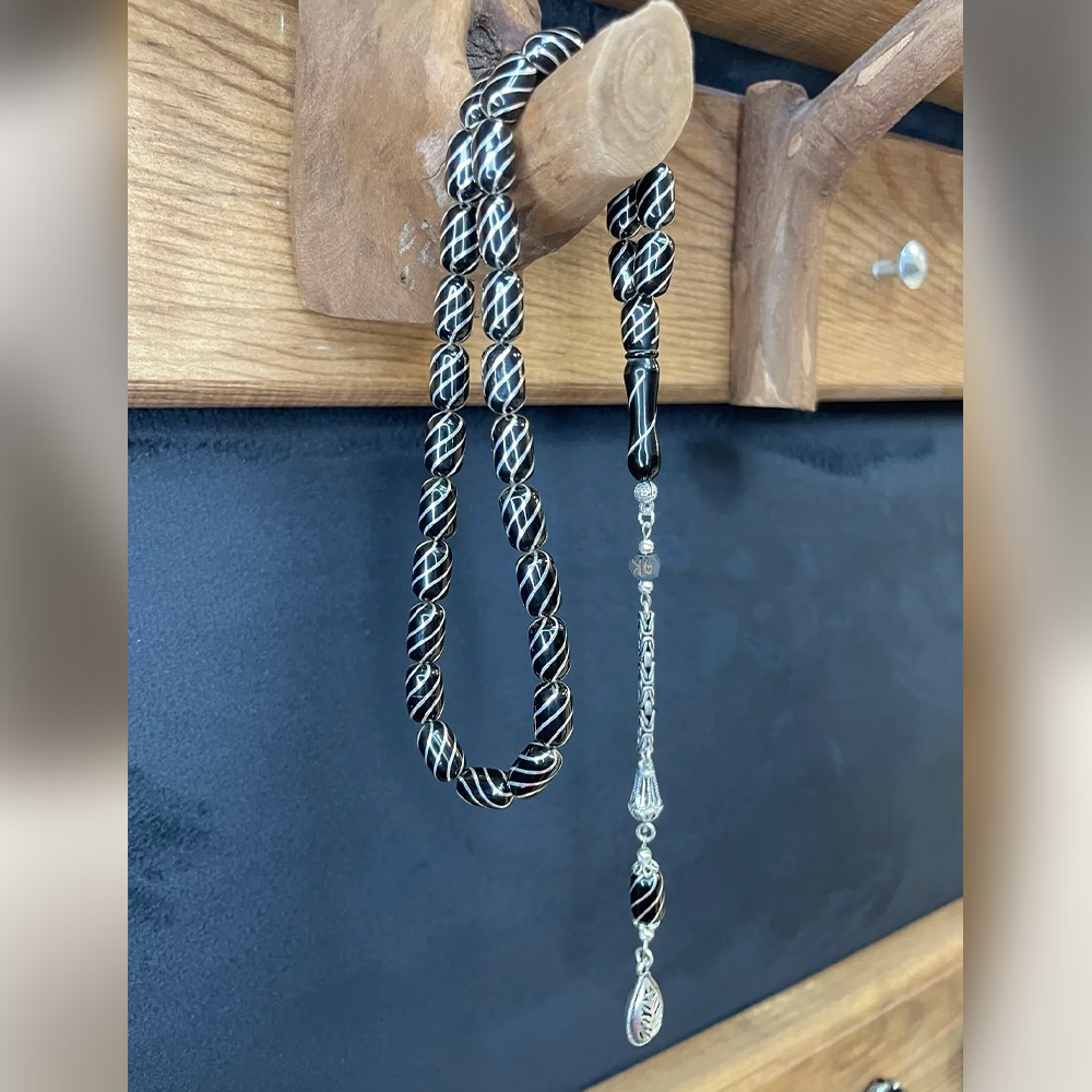 Çift Usta Işçilikli Gümüş Işlemeli Orijinal Çeşmi Bülbül Model Erzurum Oltu Tesbih Çift Usta Işçilikli Gümüş Işlemeli Orijinal Çeşmi Bülbül Model Erzurum Oltu Tesbih