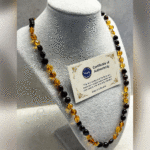 Üç Sıra Damla Kehribar Yetişkin Kolye 