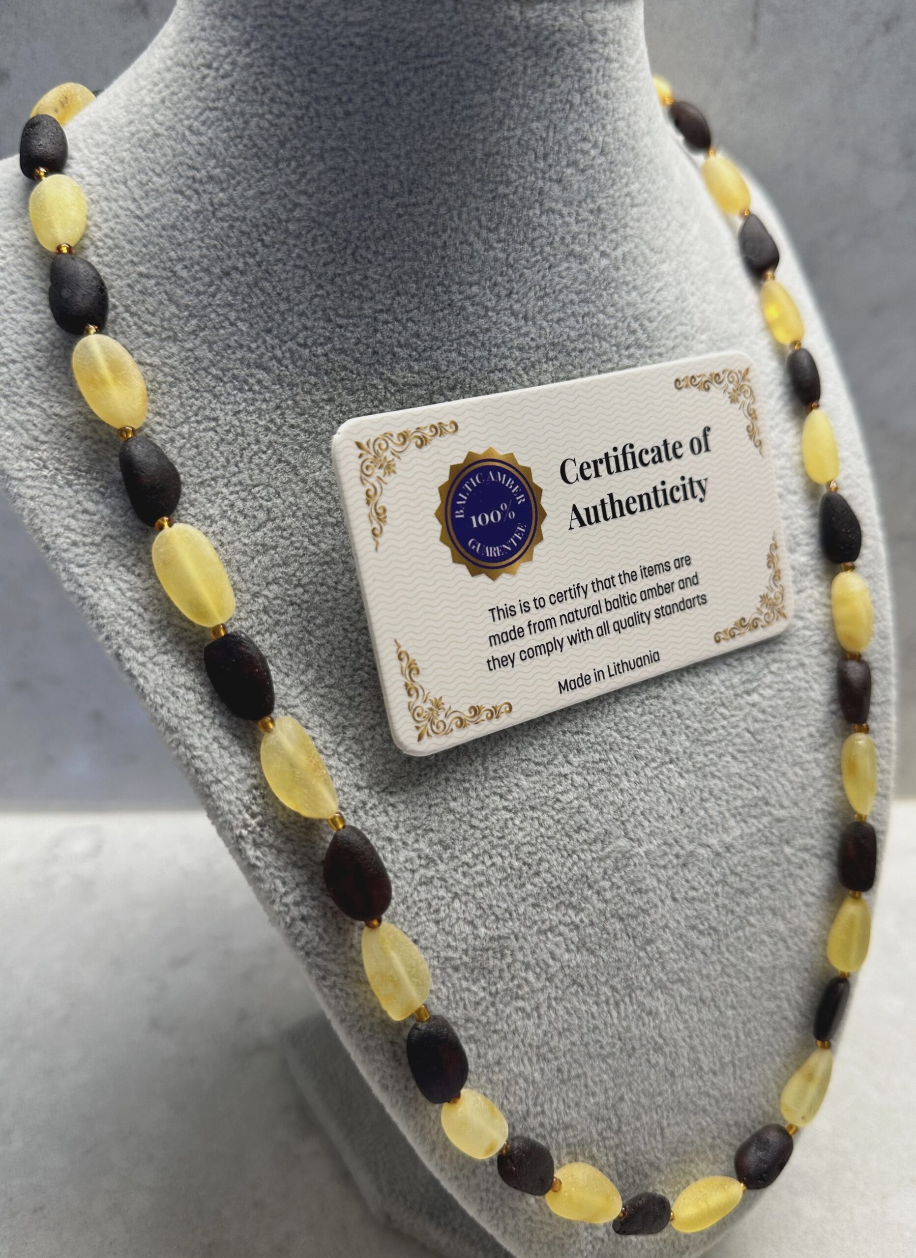 IMG_0075 Yetişkin Şifa Kaynağı Cilasız Orijinal Sertifikalı Damla Kehribar Kolye - Görsel 1